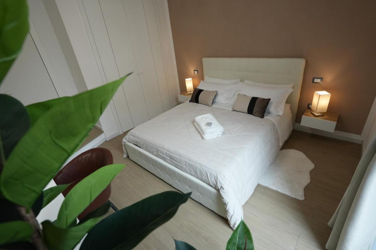 Luxury Rooms Paoli 19 Кальярі Екстер'єр фото